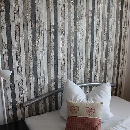 Gaestehaus Lodge Fockbek Quarto foto